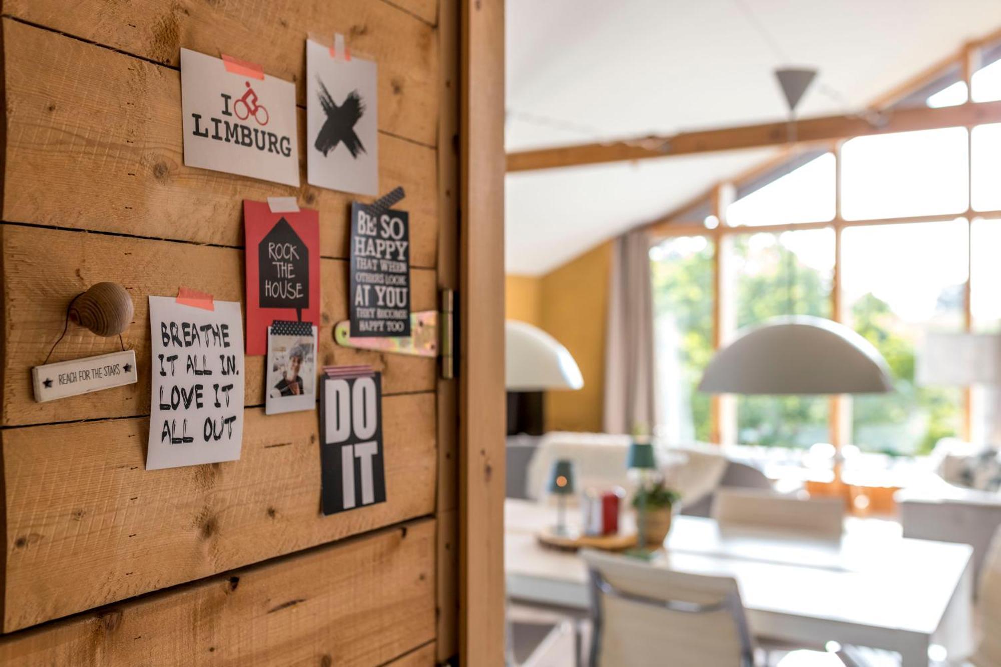 Vakantiewoning StroEnzo Riemst Buitenkant foto